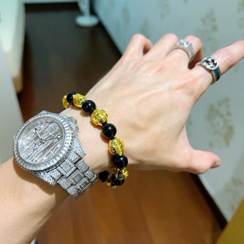Gvc*1 bracelets